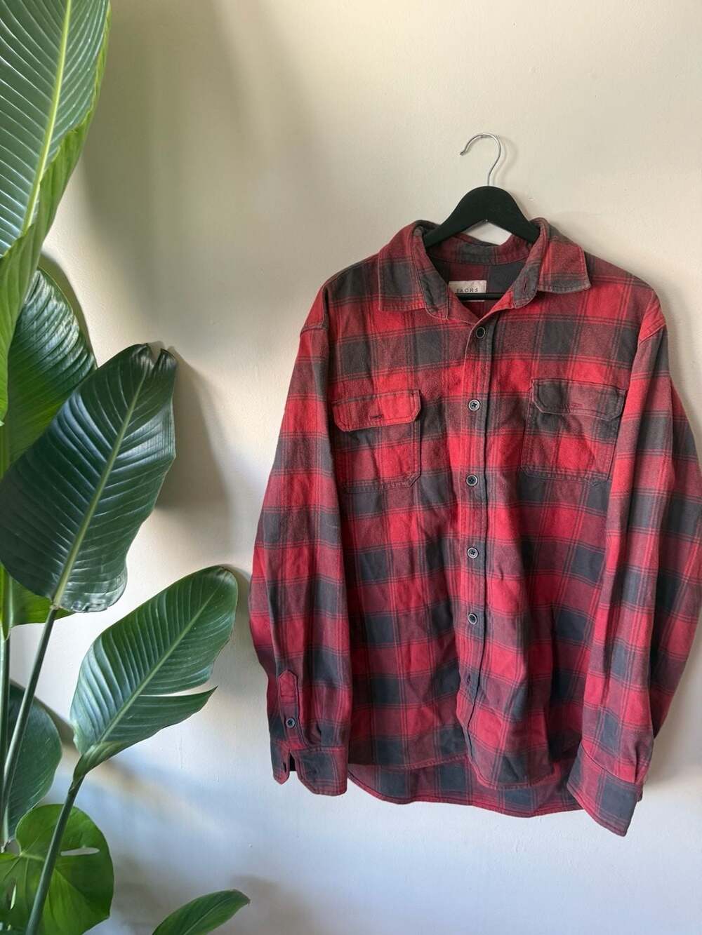 Jachs NY Red and Black Plaid Flannel Button Down Shirt Size LT